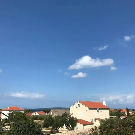 Klara - Garden View *