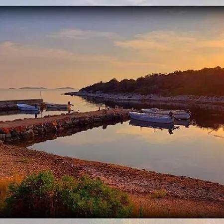 Klara - Garden View *