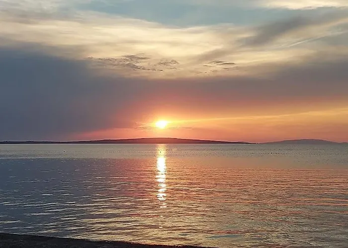 Klara - Garden View Apartment